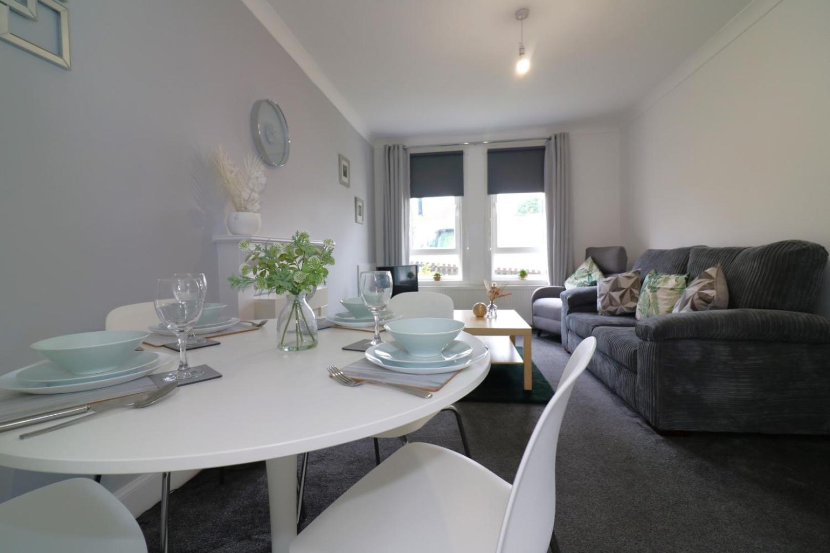 Signature - Gartlea House Apartment Airdrie Luaran gambar